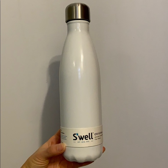 NWT Swell plain white 17oz water bottle - Picture 1 of 4